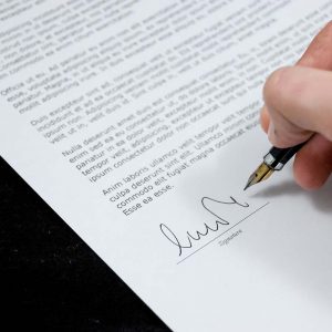 Surat keterangan kerja yang dibuat HRD
